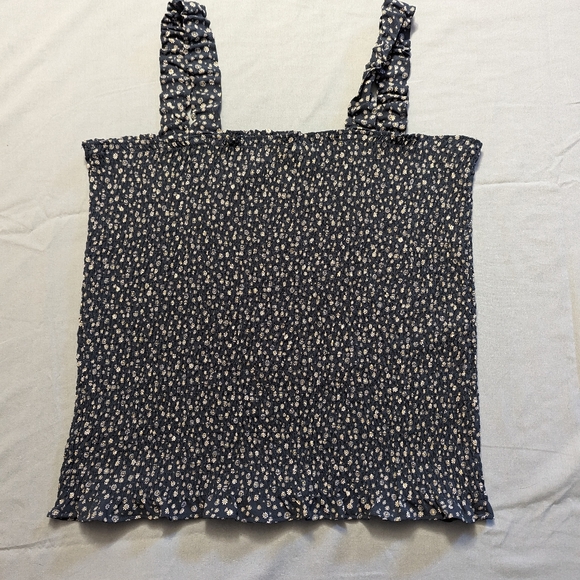 Floral, stretchy tank top - Picture 3 of 4